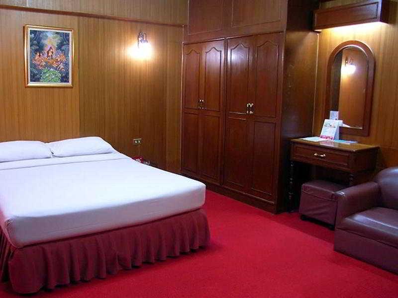 Hotel Nice Palace Delhi  Buitenkant foto